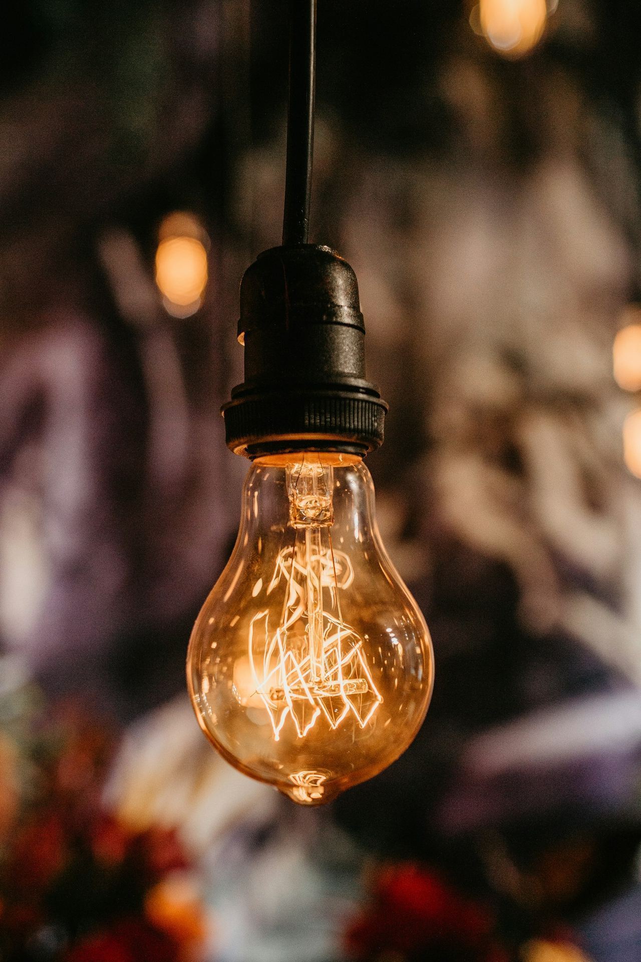 Why Do My Lights Flicker? 6 Causes + 5-Min Diagnostic (Stockton 2026) | Can Do It Electrical